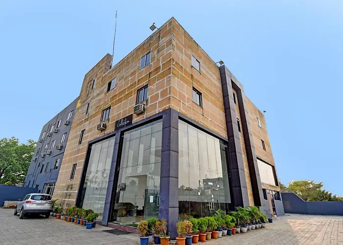 Townhouse 969 Sumandeep International